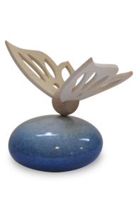 Mini urna para cinzas artesanal com borboleta de madeira