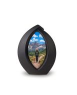 Mini urna funerária em cerâmica ‘Forever Framed’ em preto mate, personalizável com imagem